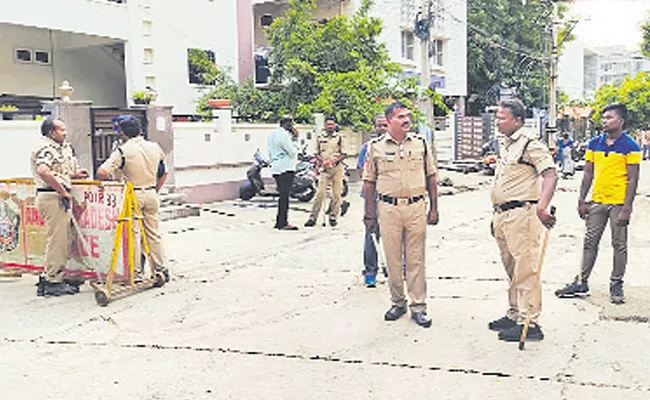 Proddatur TDP Incharge Praveen Kumar Reddy Arrested - Sakshi