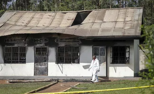 Fire At School For Blind In Central Uganda Several Children Killed - Sakshi