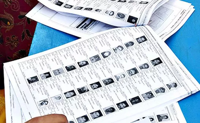 Hyderabad Voters List: 279000 Votes Removed in Hyderabad - Sakshi
