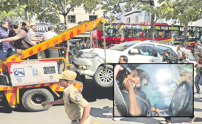 Telangana YSRTP YS Sharmila Gets Bail Cops Had Towed Car With Her Inside - Sakshi