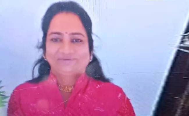 Refrigerator Blast Kills 3 Of Family In Tamil Nadu - Sakshi