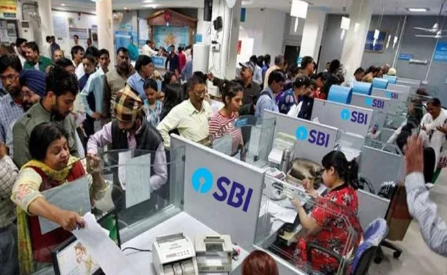 State Bank Of India Net Profit Jumped By 74 Percent In Q2 - Sakshi