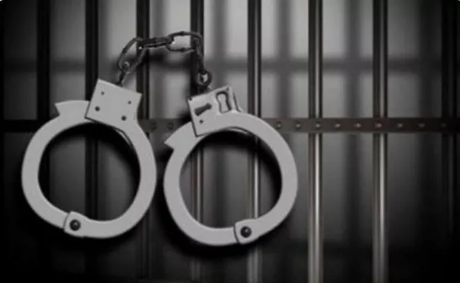 Drugs Seized: One Arrested LSD MDMA Seized in Hyderabad - Sakshi