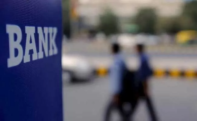 India: Public Sector Banks Register Profits And Decrease Npa List - Sakshi