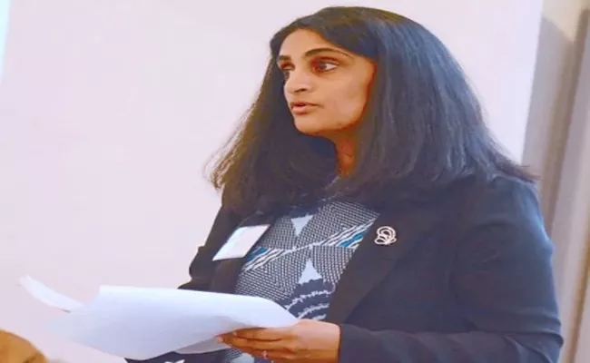 Indian-origin professor sues US college for racial discrimination - Sakshi