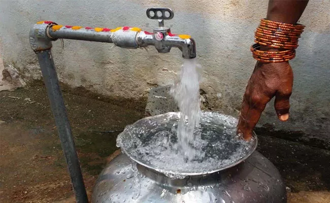 Hyderabad: Water Supply Cut Delayed On Occasion Of Holi - Sakshi
