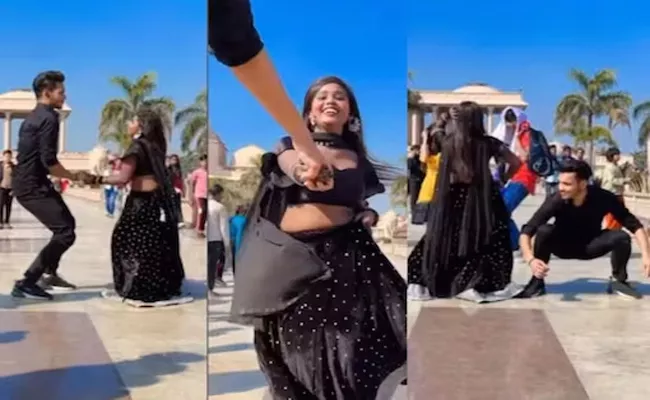 Woman Who Dances To Bhojpuri Song In Delhi Metro Her Second Video Is Viral - Sakshi