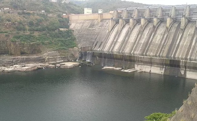 Water Level Decline in a Reservoirs - Sakshi