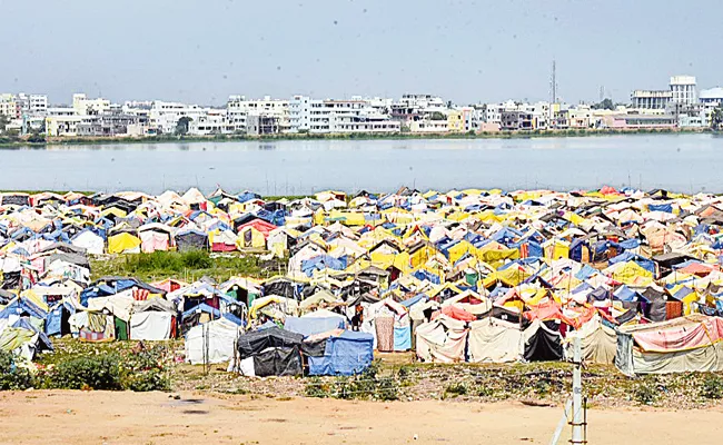 Invaders Grabbed 38496 Ponds Across India Telangana Stands Fifth - Sakshi