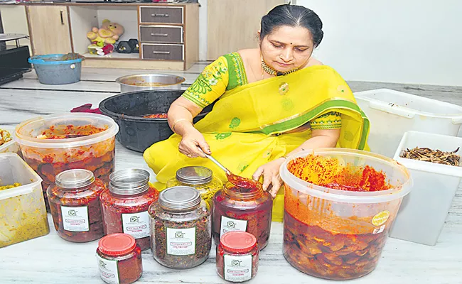 R Rajeshwari: Pickle Story of a Women entrepreneurs Success Story - Sakshi