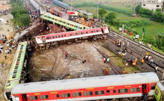 Odisha Train Accident Railway Board Orders Double Locking System For Signaling Equipment - Sakshi