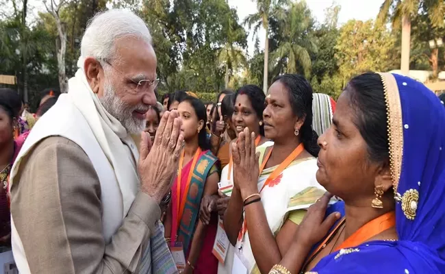 Economic empowerment of women fuels growth says PM Narendra Modi - Sakshi