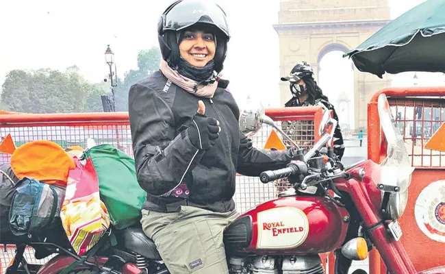 30 Year Old Solo Hijabi Biker Noor Planning To Go Mecca Next - Sakshi