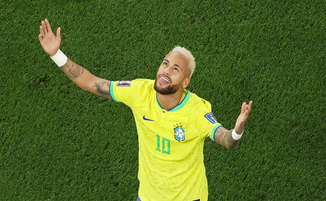Neymar breaks Peles record as Brazil crush Bolivia 5-1 - Sakshi