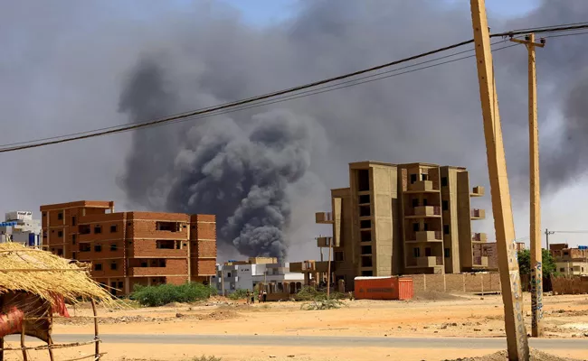 Drone attack kills at least 43 people in Sudan capital - Sakshi