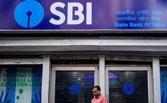 SBI To Send Chocolates To Borrowers Likely To Default On Monthly Repayments - Sakshi