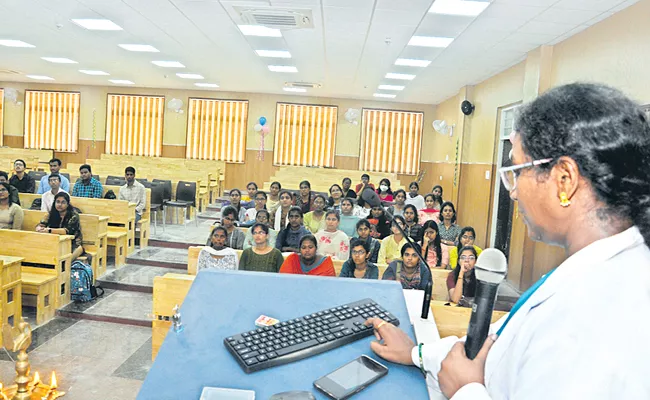 Classes start in new medical colleges - Sakshi