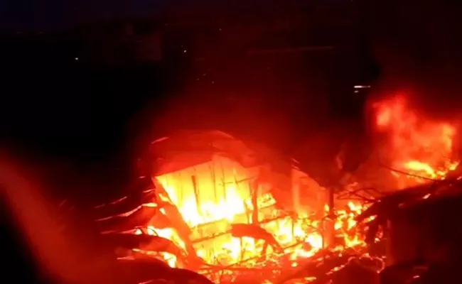 Nightclub fire kills Murcia in Spain - Sakshi