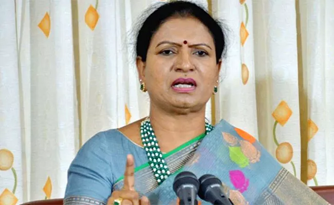 DK Aruna Responds On The News Of Party Change - Sakshi
