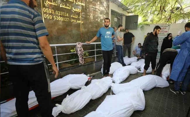 Horror At Gaza Hospital 179 In Mass Grave - Sakshi