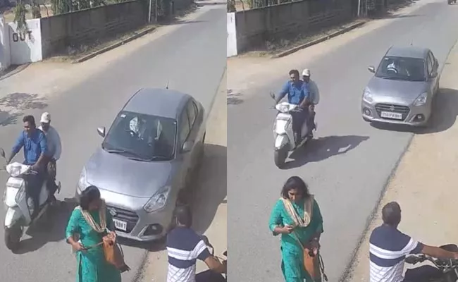 Women Dead In Warangal Car Road Accident - Sakshi