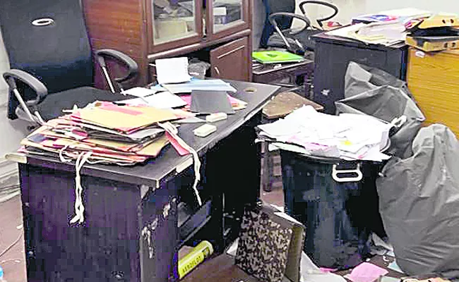 Hyderabad: Important documents lost in animal husbandry office - Sakshi
