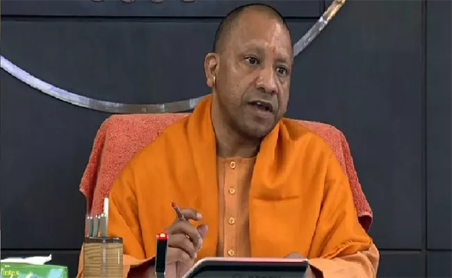 CM Yogi Gave Strict Instructions no One Should be Sleep in the Open During Cold Nights - Sakshi