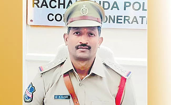 Hyderabad Inspector Suspended Over Civil Dispute - Sakshi