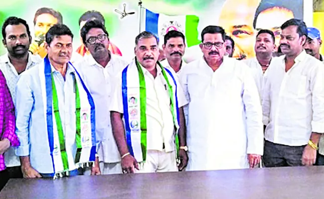 TDP leaders joined YSRCP party in West Godavari district - Sakshi