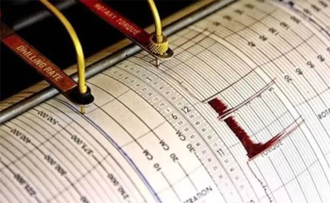 Earthquake hits Maharashtra Arunachal Pradesh - Sakshi