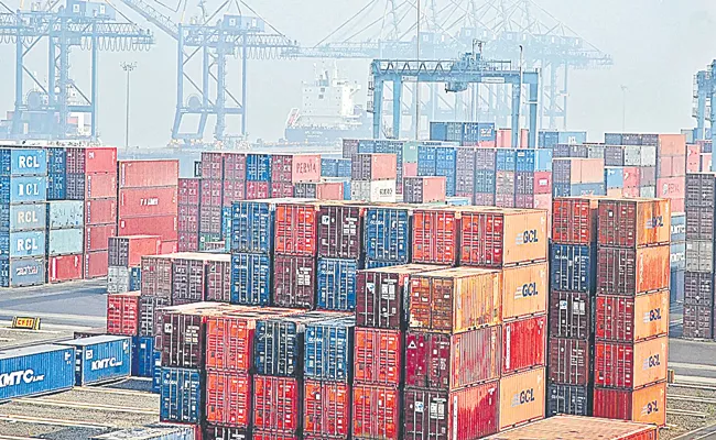 India goods exports shrinks 3pecent in FY24 - Sakshi