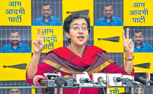 AAP Atishi asks ED to reveal action taken against BJP leaders in money laundering cases - Sakshi