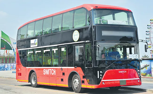 Double decker buses are expected to incur losses if they start again