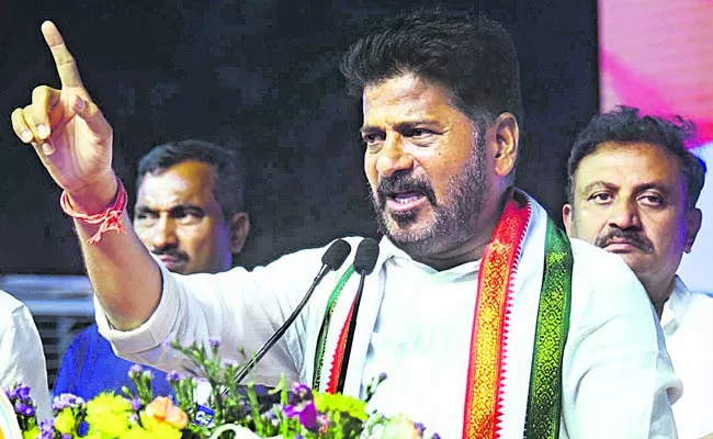Revanth Reddy comments on Narendra Modi and KCR