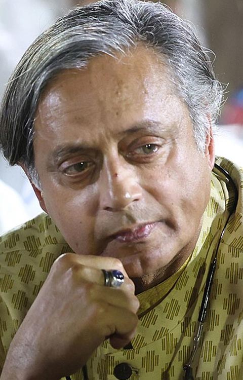 శశిథరూర్‌(ఫైల్‌ఫోటో)