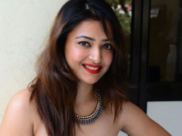 అవును అతణ్ని ప్రేమిస్తున్నా.. Actress Swetha Basu Prasad Secret