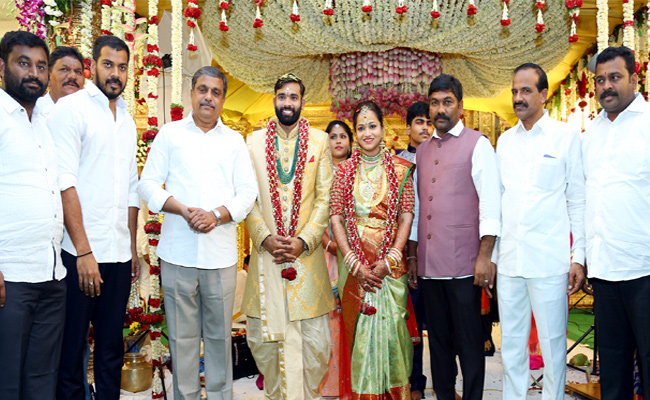 వైభవంగా కోటంరెడ్డి కుమార్తె వివాహం | MLA Kotam Reddy Sridhar Reddy ...