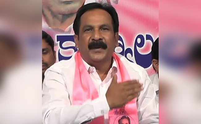 టీఆర్‌ఎస్‌ నేత రవీందర్‌రావు సంచలన వ్యాఖ్యలు | Takkellapalli Ravinder Rao  Sensational Comments On TRS | Sakshi