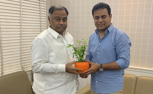 తెలంగాణ కాంగ్రెస్‌లో మరో వికెట్ డౌన్‌.. | Congress mla Kandala Upender ...