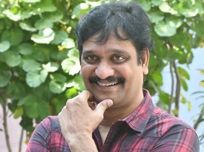 తెల్ల కాగితంలా వెళ్లాలి | Director Devi Prasad at Tholu Bommalata Movie ...