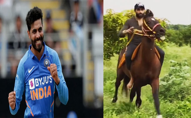 Hadeja Riders ఫీల్డింగ్లోనే కాదు.. గుర్రపుస్వారీతోను ఇరగదీశాడు | Watch Ravindra ...