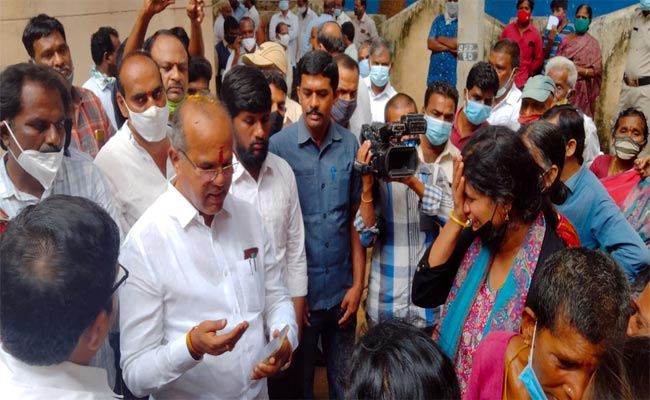 Senthil Reddy 'నా బిడ్డను అన్యాయంగా చంపేశారు..' | SP Senthil Kumar Probe Into Tejesh ...