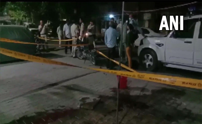 BJP Worker Jitu Chaudhary Shot Dead Outside Residence In Mayur Vihar ...