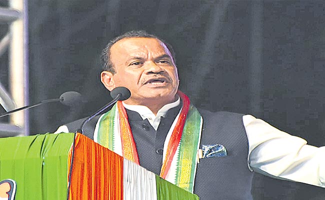 Kvr Reddy 6 నెలల ముందే అభ్యర్థులను ప్రకటించాలి: కోమటిరెడ్డి వెంకట్రెడ్డి ...