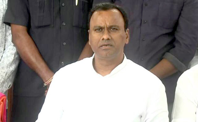 Tokala Raji Reddy Telangana Congress MLA Komatireddy Raj Gopal Reddy May Resign Party ...