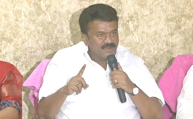 కుక్క దాడుల ఎఫెక్ట్ వారికి మంత్రి తలసాని వార్నింగ్ GHMC Toll కుక్క దాడుల ఎఫెక్ట్ వారికి మంత్రి తలసాని వార్నింగ్ GHMC Toll