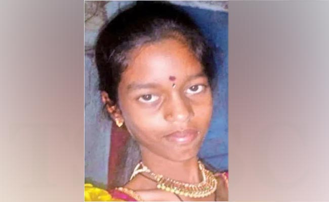 Young Girl Navaneetha Died With Heart Problem At Rangareddy - Sakshi