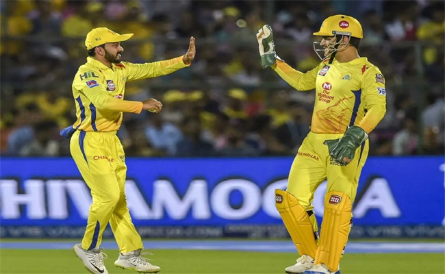 కోహ్లి టీమ్‌లో చేరిన ధోని నేస్తం.. KGFపై భారం తగ్గిస్తాడా..? | RCB Rope ...