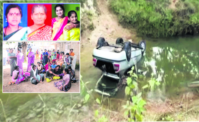 Karnataka: Four of a Family Die After Car Falls Into Canal - Sakshi