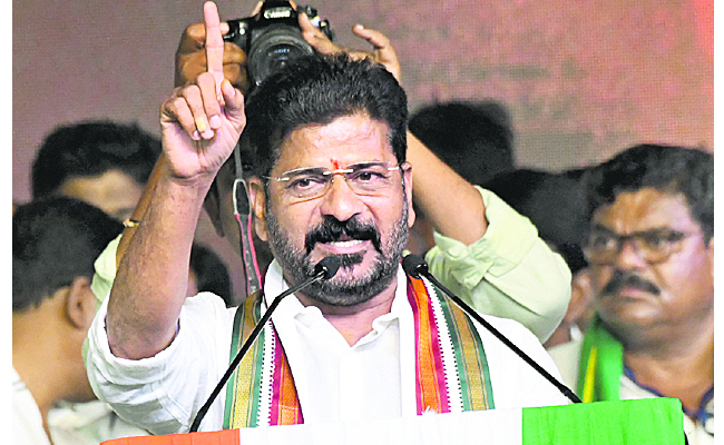Pcn Reddy ఎస్సీ, ఎస్టీలను మోసం చేసిన కేసీఆర్ | PCC chief Revanth Reddy shocking ...